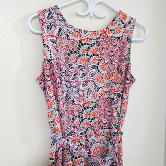 Dress - Picture 2 of 4